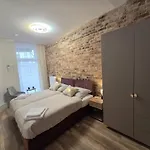 Apartment Placeo