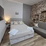 Placeo Apartment
